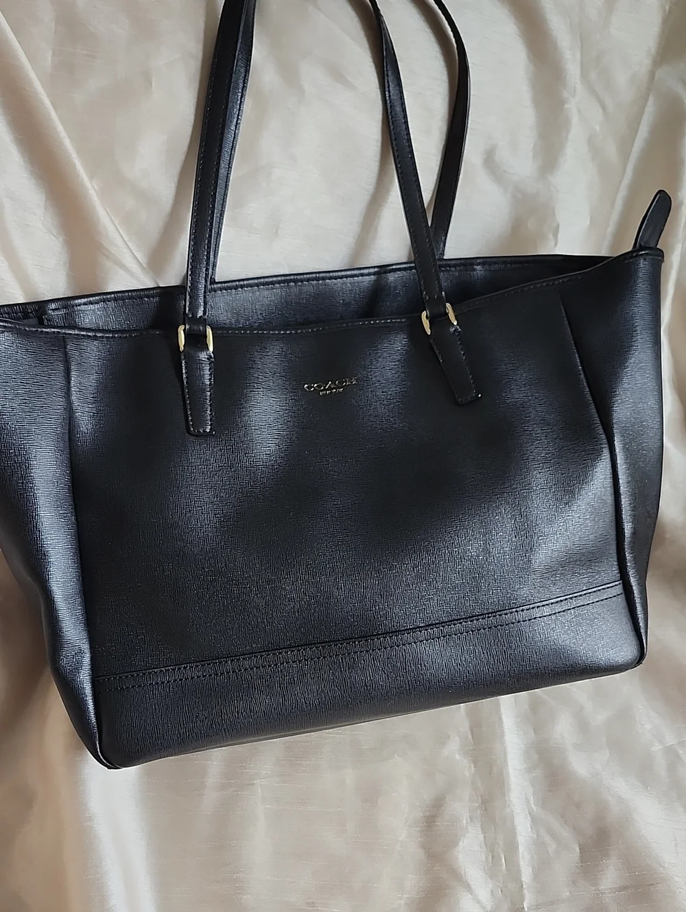 Coach Good Cond. Large Black Leather Zip Top Tote W/Gold-Tone Logo, $95